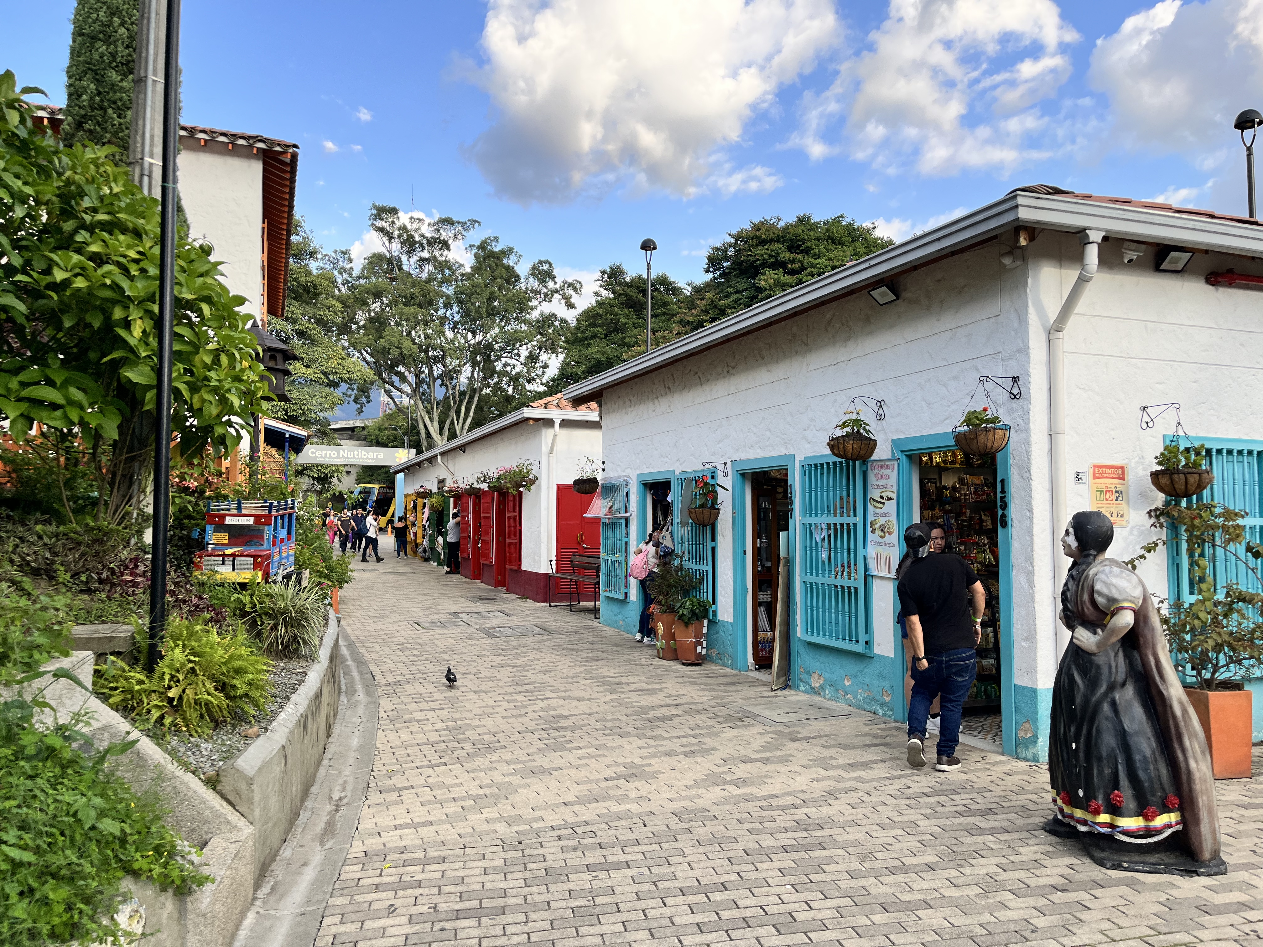 Colombian Cultural Style